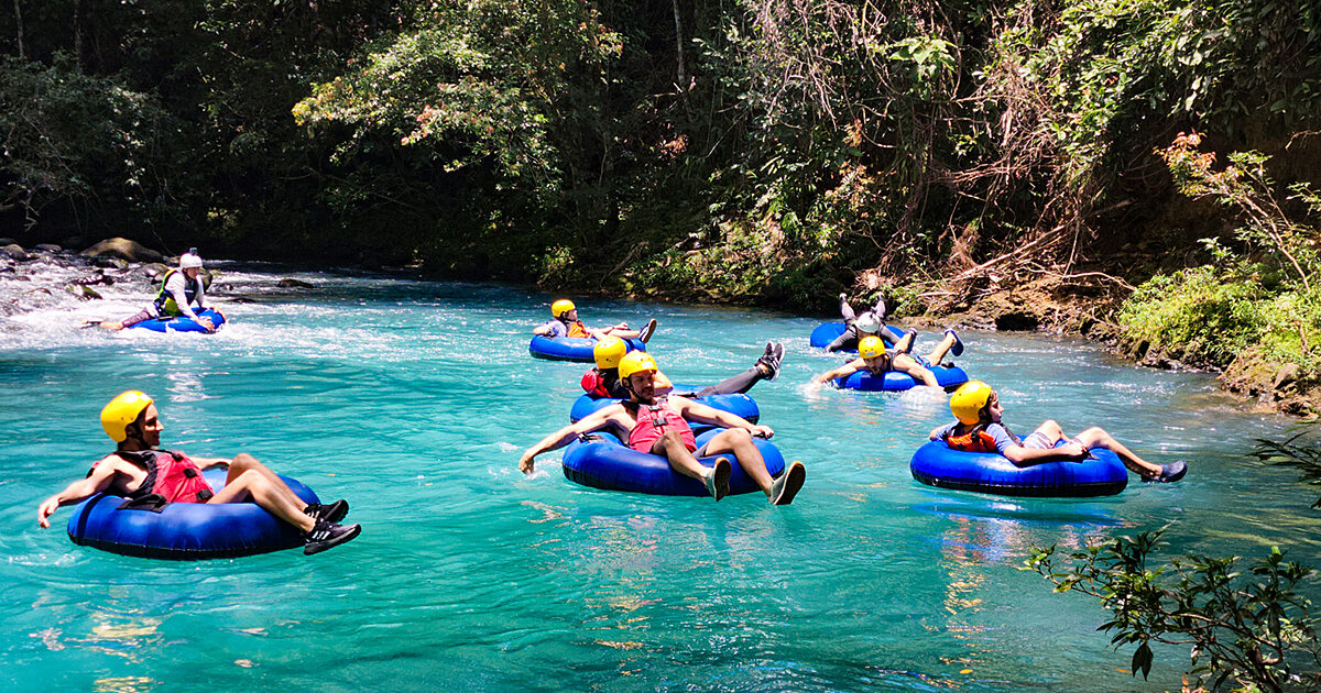 Cleste Riveti Combo Río Celeste - Senderismo y Tubing | La Fortuna