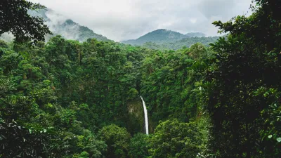 3-Day La Fortuna Itinerary: Volcano, Waterfalls & Hot Springs